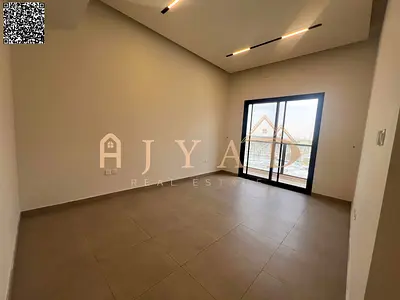 شقة غرفتين وصالة ايجار سنوي بالعالية(عجمان) - شهر مجاني عند التعاقد - غرفتين نوم ماستر - 3 حمام - مكيف مركزي - بلكون - خزائن بالحائط - سهل لمخرج 311 .