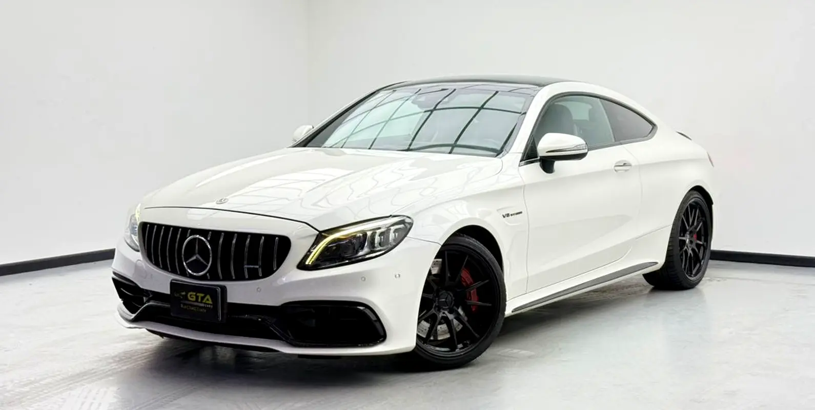 Mercedes-Benz C-Class 2019 — photo 1 of 15
