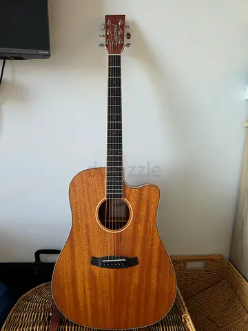 Tanglewood union series electric acoustic guitar