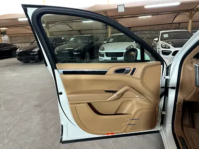 صورة مصغرة 20 لـ 2012 Porsche CAYENNE