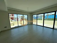 READY TO MOVE IN I SINGLE ROW I FAMILY LIVING