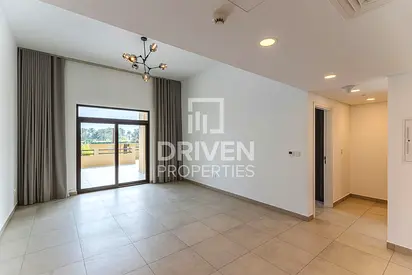 Prime Location | Big Layout | Vacant Apt