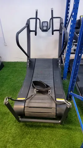 apex HEAVY Curve Treadmill - elastic rubber