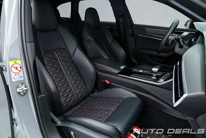 2021 AUDI RS6 照片 18