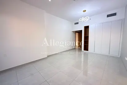 Spacious Layout | Unfurnished | Vacant