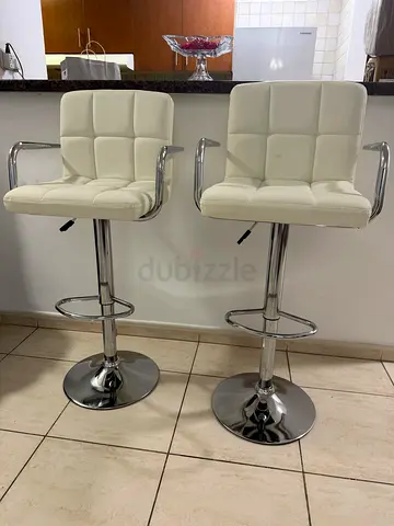 Adjustable kitchen counter chairs