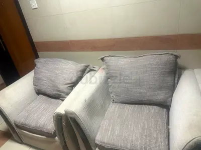 Sofa set urgent remove