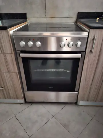 Built-in stainless steel electric oven in good condition