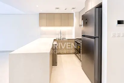 Brand New Apt | Kitchen Appliances Included