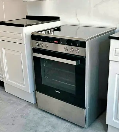 Siemens Premium 4 Zone Electric Cooking Range 60 cm Modern 4 Hob Design