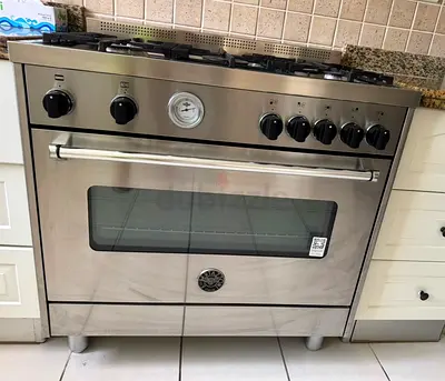 Oven