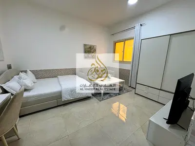 🏡✨ استوديو مفروش للإيجار الشهري في عجمان – المويهات 2 ✨🏡  فرصة رائعة للسكن المريح في موقع حيوي جداً داخل منطقة المويهات 2، قريب من جميع الخدمات وسهل