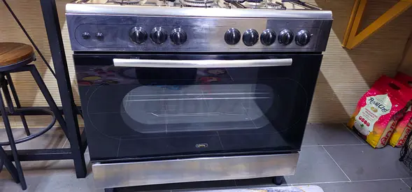 5-Burner Stainless Steel Gas Range with Oven - Good Working Condition