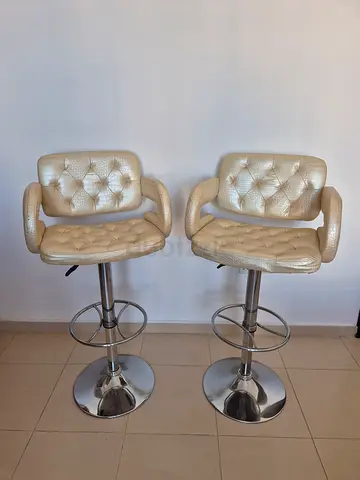 Bar Stools with Armrests (Champagne/Gold Leather) – 2 Pcs