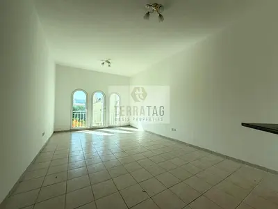 شقة بغرفة نوم واحدة | مبنى موغول 193 | إطلالات على الحديقة والمدينة | شرفة