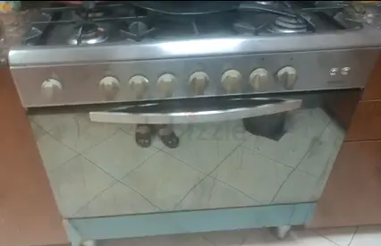 Indesit cooking range