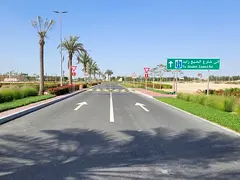 SINGLE ROW | NEAR PARK | EASY ACCESS TO SZR