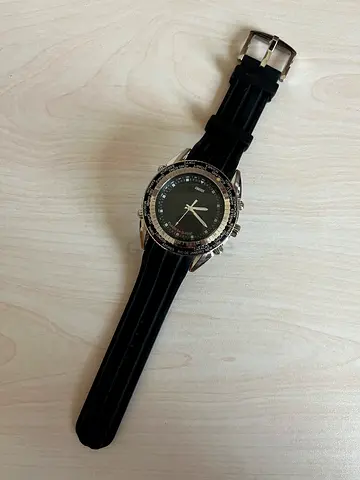 Classy Mens Black Watch
