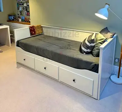 Ikea Day bed with two mettreses available in perfect condition