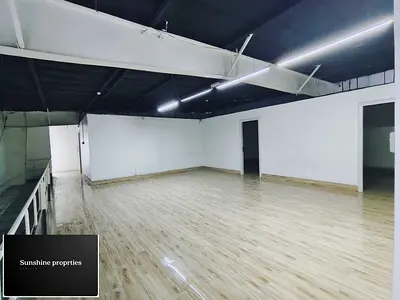 Spacious Warehouse 6Cheque Near Sheikh Zaid Road Industrial area 15