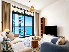 High-Floor 1BR | Sea &amp; Palm View