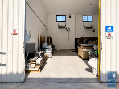 Comes with 1,872 Sq. ft, Flexible Power Capacity, Wide Access
