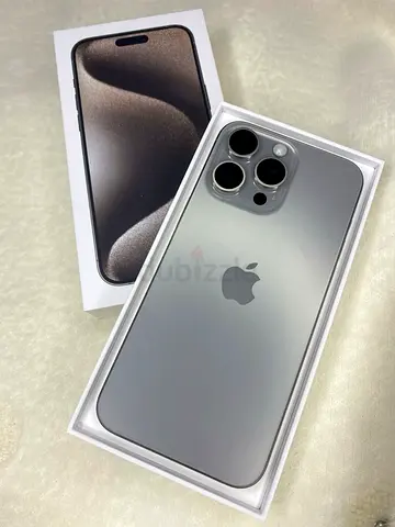 iPhone 15 pro max 256gb natural titanium color