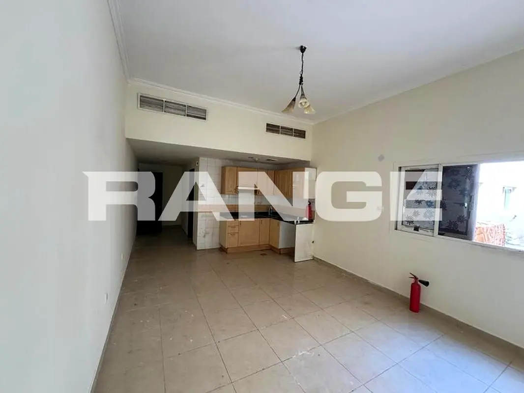 Huge Studio | Executive |Family| No parking