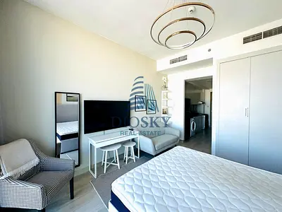 Marina View | Higher Floor | Available Now