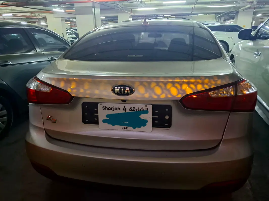 Kia K3 2015 — photo 1 of 2