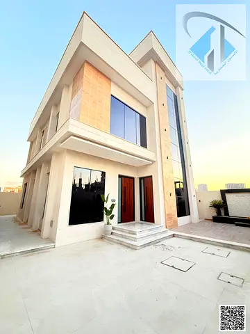 Villa for sale, very high-end finishing, registration fees included, freehold ownership for all nationalities, close to all public services.