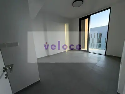 🏡 Elegant 2-Bedroom Semi-Furnished Apartment for Rent in Tiraz, Aljada – Sharjah ✨