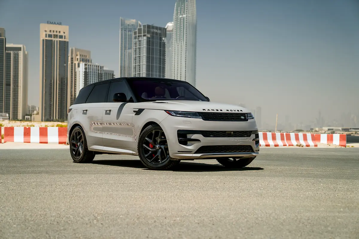 Land Rover Range Rover Sport 2023 — photo 1 of 20