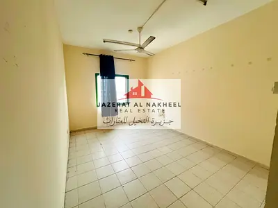 One-bedroom apartment with a living room, bathroom, and spacious kitchen.