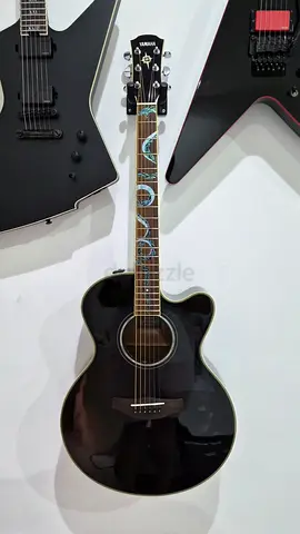 Yamaha CPX700II Acoustic-Electric Guitar – Mint Condition.
