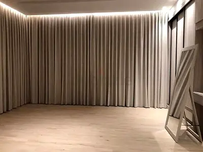 Curtain