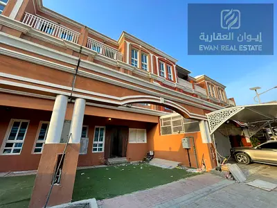 للايجار تاون هاوس 4 غرف I أب تاون الزاهية | سعر مميز