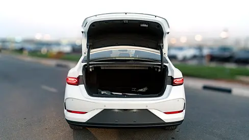BYD Qin Plus Leading Edition, миниатюра 5