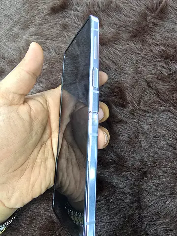 Samsung Z Flip 5 8/256 GB