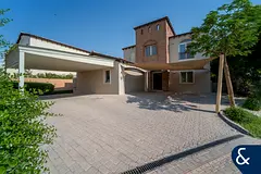 Vacant | 5 bedrooms | Basement | Private Pool