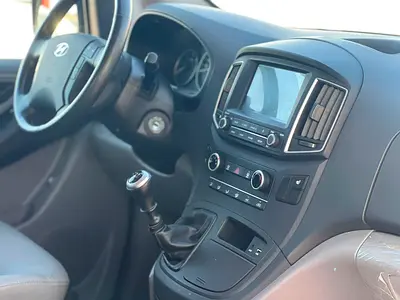 2021 Hyundai H1 缩略图 18