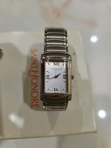 Sant Honore women watch