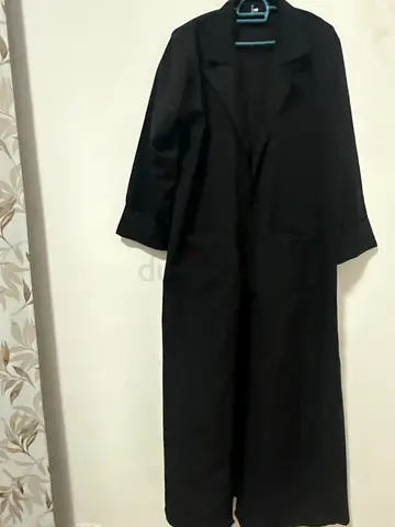 Black Classic gown with pockets