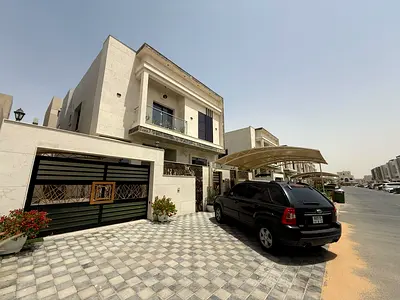 فيلا فاخرة للبيع في الياسمين – شامل  الكهرباء والمياه و المكيفات و الفرش