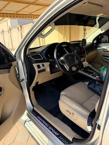 Mitsubishi Montero Sport 2017 Full Option GCC Specs