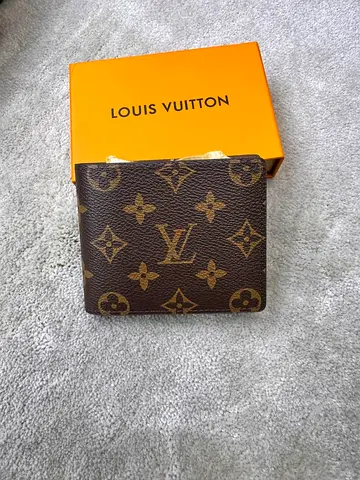 Louis Vuitton card wallet