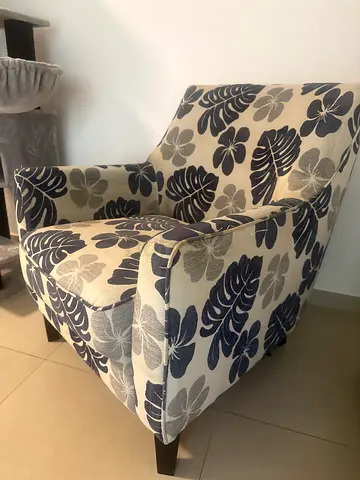 Arm chair