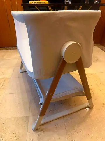 Mamas and papas bedside crib