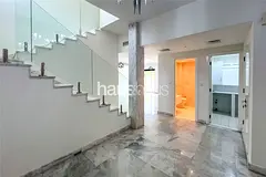Lake View | Fully Renovated | Vacant 1st September