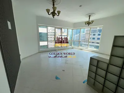 Al Majaz 3 | 1-bedroom apartment with living room, free AC, master bedroom, open view, panoramic wi